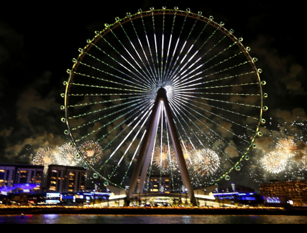 В Дубае открыли самое большое колесо обозрения в мире