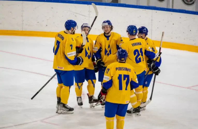 Збірна України з хокею програла Японії сьомий матч поспіль